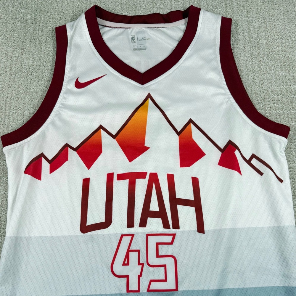 Nike Mens Medium Utah Jazz Donovan Mitchell #45 City Edition White Jersey NBA